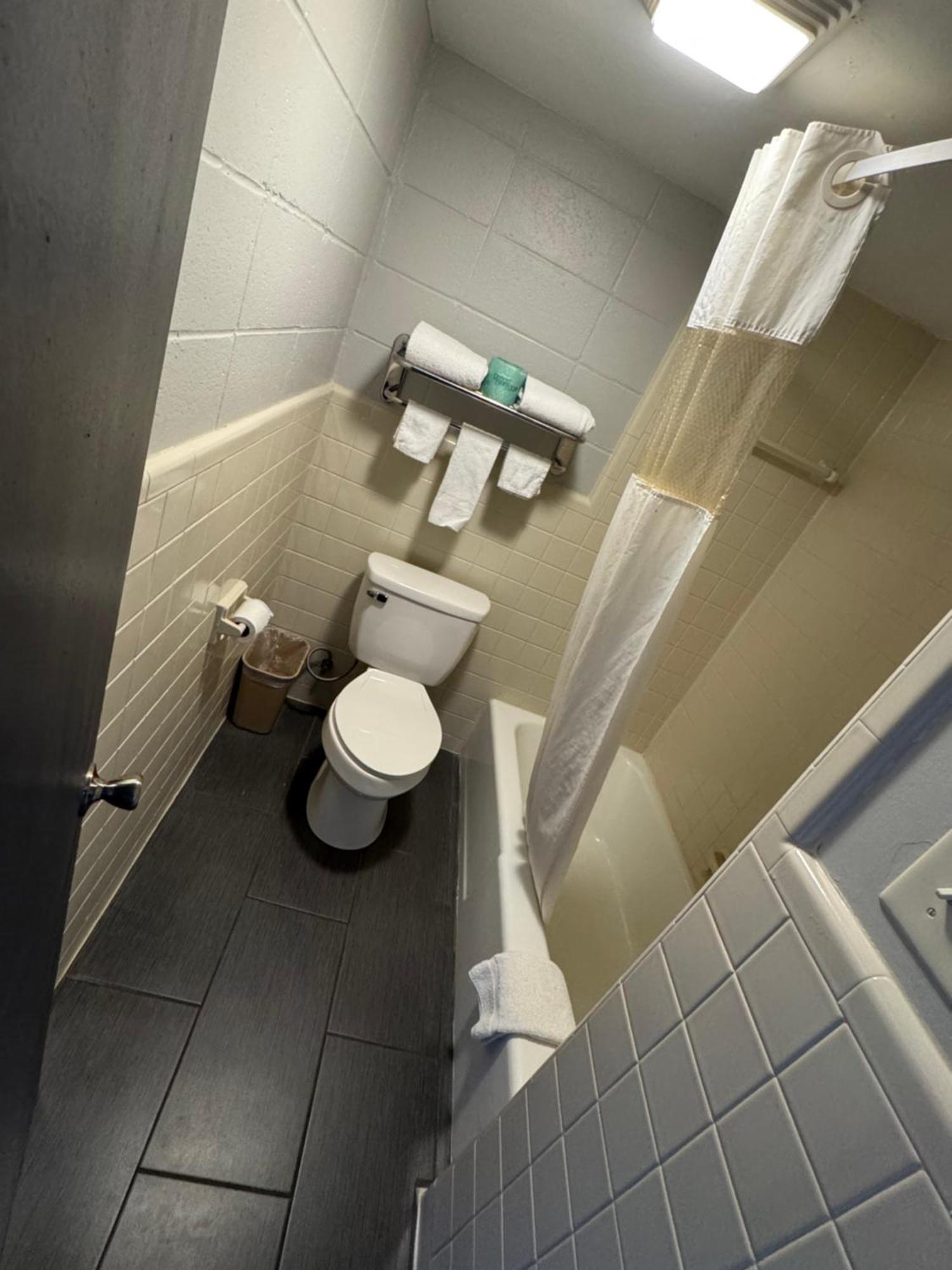 Budget Inn Carthage 外观 照片